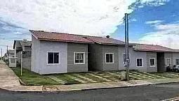Casa Em Cond. Flores Do Cerrado Com Lazer Completo