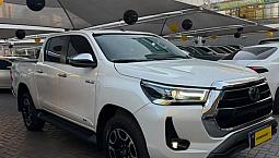 Toyota Hilux Cd Srx 4x4 2.8 Tdi 16v Diesel Aut. 2024