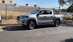 Hilux Prata 