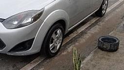 Vendo Fiesta Completo Semi Novo 2012/12