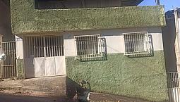 Casa Próximo À Praça Francisco Parma, Longe De Enchentes