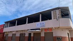 Oportunidade Galeria Com 5 Lojas E 1 Salão De Festas