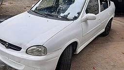 Corsa Classic 2004
