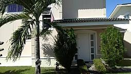 More Em Uma Casa Super Bem Localizada 