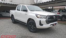 Toyota Hilux Apenas 10,000Km 2.8 2021