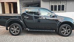  Mitsubishi L200 Triton Hpe 4X4 Diesel Automatico 2015 - Top De Linha