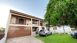 Sobrado 4 Dormitório Com 1 Suíte, 4 Vagas, Bairro Olaria