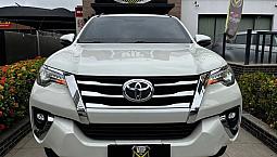 Toyota Hilux Sw4 Srx 4x4 2.8 Tdi 16v Dies. Aut. 2019