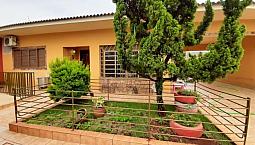 Ca0091 - Aluga-Se Casa Com 04 Quartos Na Zona 05