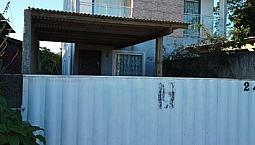 Alugo Casa No Rio Vermelho !
