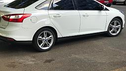 Ford Focus Se At 2.0 2015