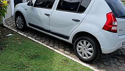 Sandero 12/12 1.0 Completo