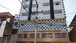 Apartamentos Mobiliados, Individual Ou Casal Sem Filhos, R$ 990,00 Por Mês.