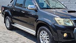 Toyota Hilux Cd Srv D4-d 4x4 3.0 Tdi Diesel Aut 2014