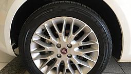 Fiat Punto Essence 1.6 Único Dono