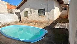 Imóvel Com Piscina Em Laranjeiras Velha