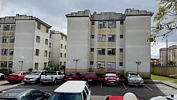 Apartamento No Segundo Andar Com Aproximadamente 48 M². 
