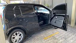 Vendo Up Automático - Única Dona - Pneus Novos - Bateria Nova 