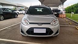 Fiesta Hatch 1.6. 8V  2013 Completo 68.900Km Novinho