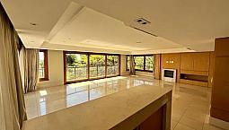 Apartamento Em Moinhos De Vento