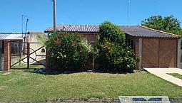 Casa 2 Dormitórios Para Venda Em Cidreira, Parque Dos Pinus, 4 Dormitórios, 2 Banheiros, 1