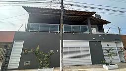 Casa Duplex 3/4 Sendo 1 Suíte De 230 M², 3 Vagas Por 630.000,00, Candelária