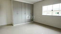 Sobrado Com 03 Suítes 02 Vagas De Garagem , À Venda Por R$ 550.000 Bairro Industrial 