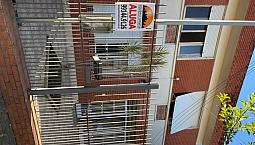 Casa Com 190 M2 Com 4 Dorm E Mais Dependência Completa C Garagem Com Churrasqueira
