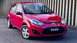 Fiesta Hatch Class Completíssimo 2013 Impecável 