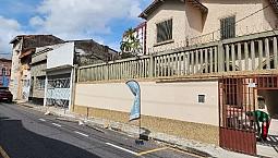 Alugo Casa Ampla De 2 Andares, 5 Quartos, 8 Vagas Em Batista Campos