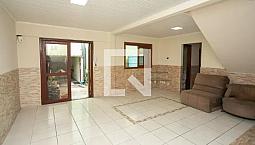 Casa Para Alugar Com 220M², 4 Quartos E 3 Vagas
