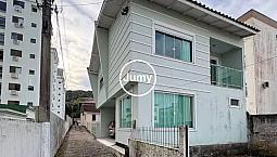 Casa 2 Quartos Para Locação Anual. Coqueiros. Florianópolis/Sc.