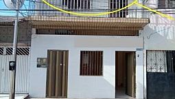 Casa Em Um Sobrado Na Vicente Fialho (Parte De Cima)