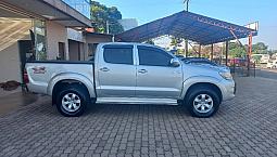Hilux Srv 3.0 4X4 Automática, Diesel, 2013.