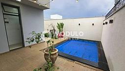 Casa Disponível Para Locação No Bairro Novo Mundo.
