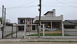 Casa 3 Dormitórios Para Locação Próximo Ao Bistek De Torres Rs