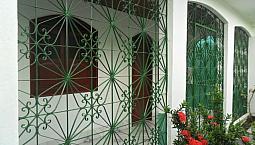 Aluga-Se Uma Casa Com 3 Quartos