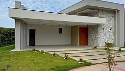 Casa De Condomínio Para Venda Possui 242 Metros Quadrados Com 3 Quartos
