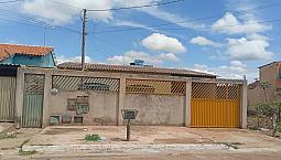 Oportunidade - Vendo Sobrado Em Girassol/Go