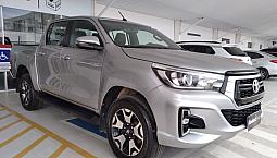 Toyota Hilux 2.8 Srx 4X4 Cd 16V Diesel 4P Automatico