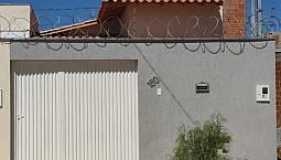 Cgm Casa Com Garagem Coberta No Jardim Olímpico