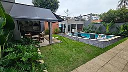 Casa - Alto De Pinheiros - 4 Dormitórios - 496M².
