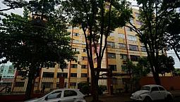 Apartamento Para Alugar, 79 M² Por R$ 800,00/Mês - Vila Marumby - Maringá/Pr