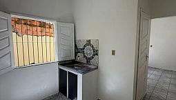 Kitnet Na Sacramenta Atrás Do Casota + Água Incluso