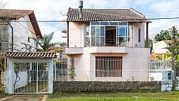 Casa Para Locação Em Frente À Orla Do Guaíba  3 Dormitórios | 2 Suítes | 4 Vagas