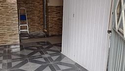 Alugo Casa