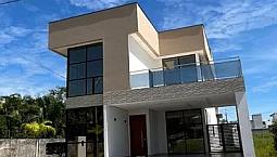 Casa Cond. Fechado | 04 Suítes | Jandaia Tênis Clube 