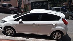 Carro New Fiesta