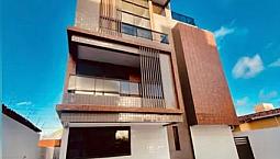 Apartamento Nos Bancários Com Quintal/100M Da Principal