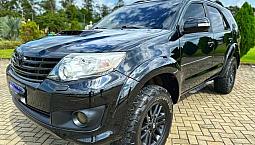Hilux Sw4 7 Lugares 2013 4X4 